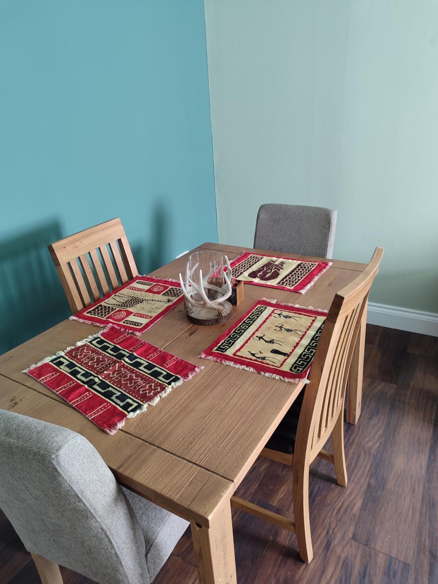 לונדון Comfortable Two Bedroom Modern Apartment מראה חיצוני תמונה